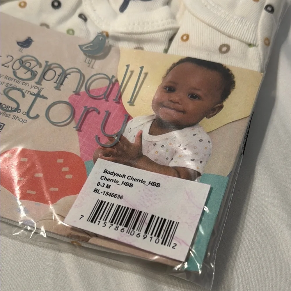 3/$15 🌸 Small Story 0-3m Baby Onesie Bodysuit Dot Circle Print Organic Cotton